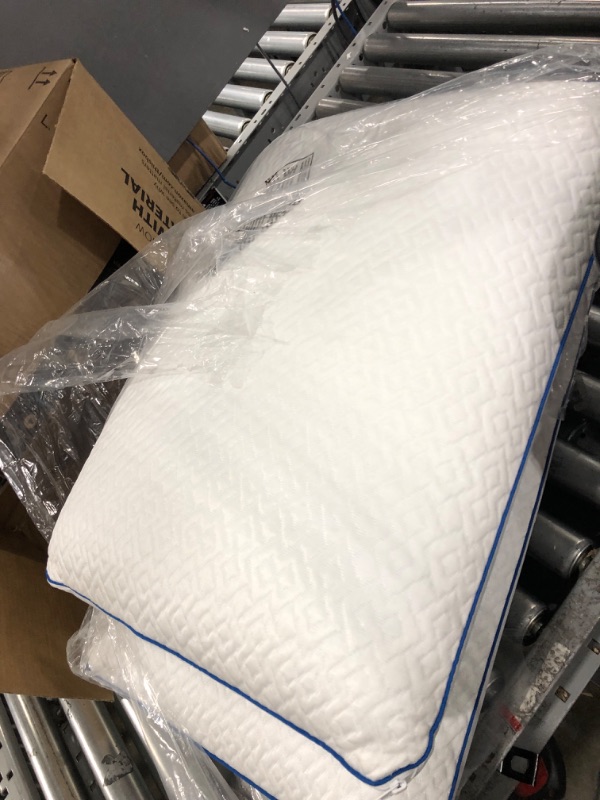 Photo 1 of 2 memory foam pillows white 