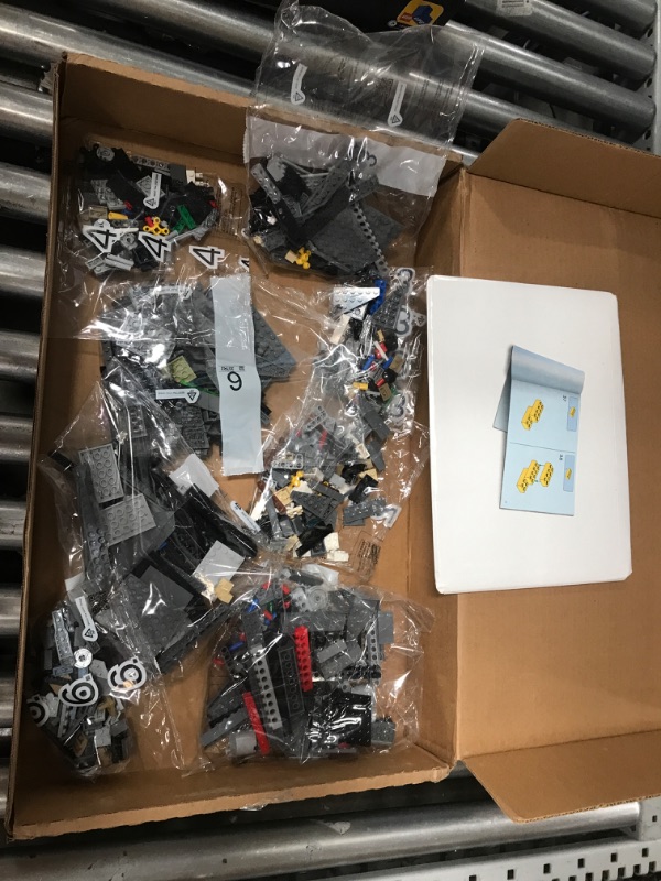 Photo 3 of **PARTS ONLY**
LEGO Star Wars The Justifier 75323, Buildable Toy Starship with Cad Bane Minifigure and Todo 360 Droid Figure