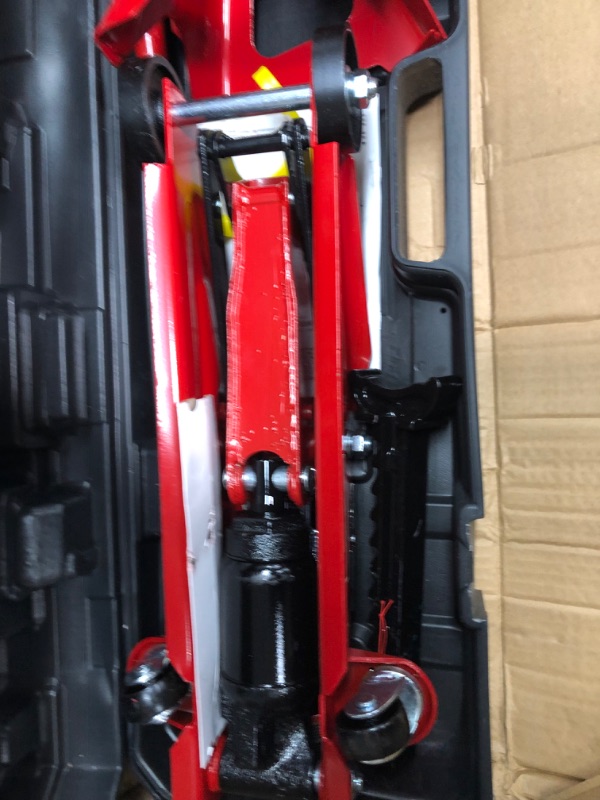 Photo 4 of BIG RED T82001S Torin Hydraulic Trolley Service/Floor Jack Combo with 2 Jack Stands and Blow Mold Carrying Storage Case, 2 Ton (4,000 lb) Capacity, Red