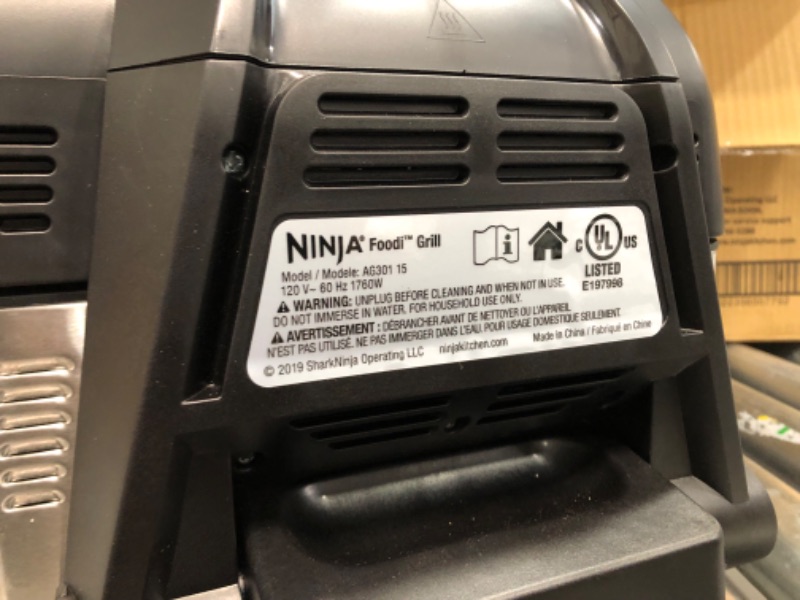 Photo 5 of ***NOT WORKING***SOLD FOR PARTS ONLY****
Ninja AG301 Foodi 5-in-1 Indoor Grill with Air Fry, Roast, Bake & Dehydrate, Black/Silver
