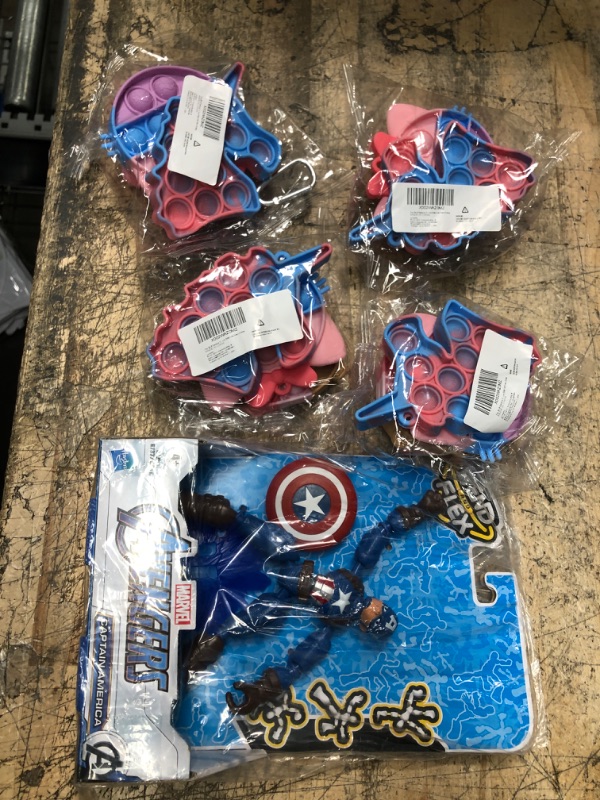 Photo 1 of BUNDLE OF FIDGET TOYS AND TOYS, 15 PIECES.