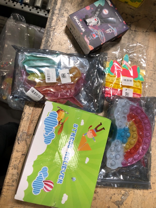 Photo 2 of BUNDLE OF KIDS FIDGET TOYS AND OTHER TOYS. 10 ITEMS.