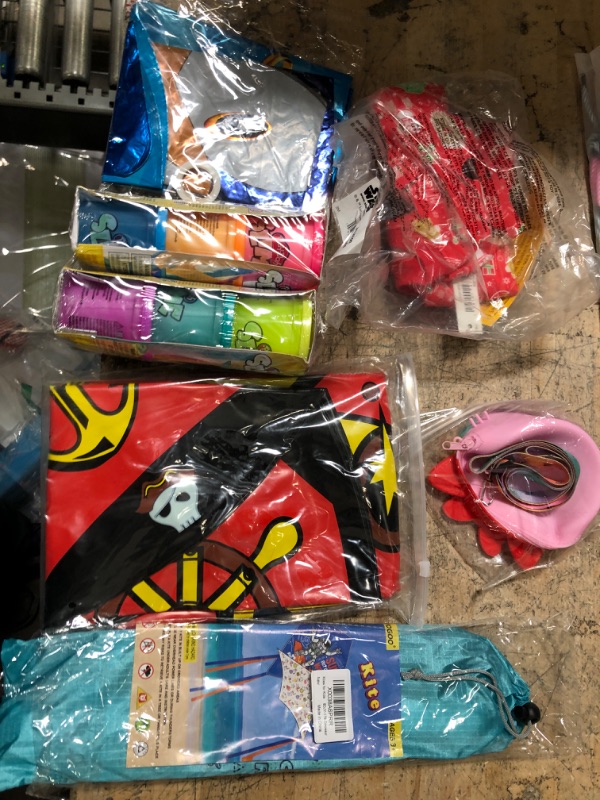 Photo 3 of BUNDLE OF FIDGET TOYS AND KIDS ITEMS 16 ITEMS.