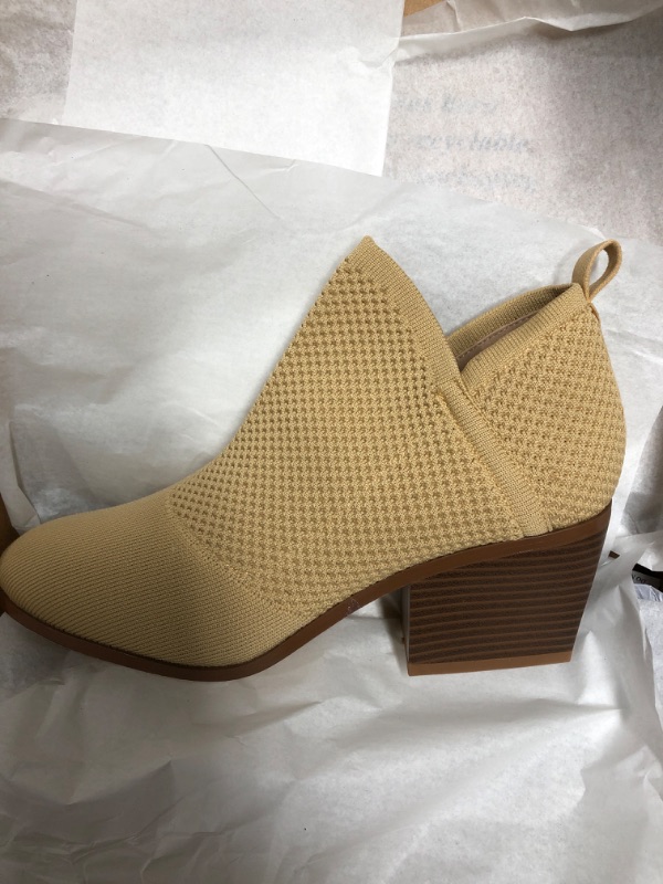 Photo 1 of  tan boots for women size 9 