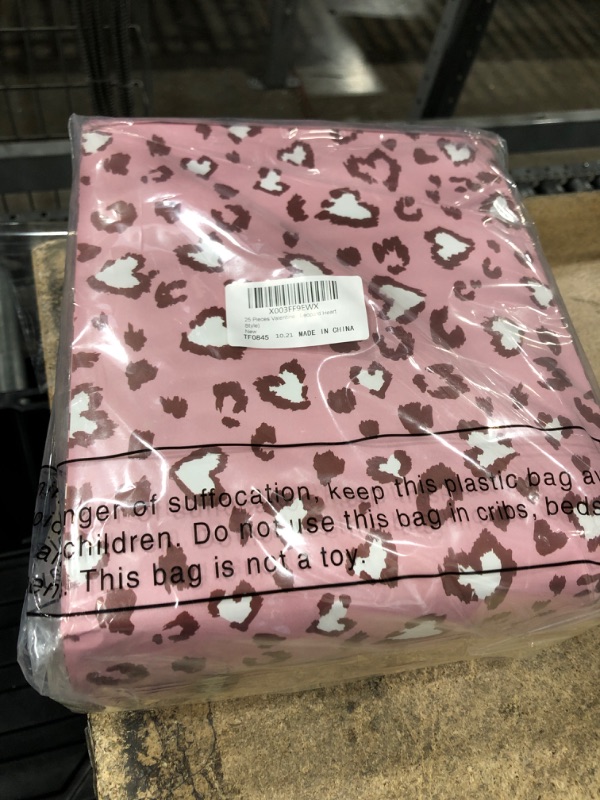 Photo 2 of 25 Pieces Valentine's Day Poly Bubble Mailers 8.3 x 9.3 Inch Envelopes Shipping Bags Leopard Heart Self Sealing Mailers Kraft Bubble Envelope with Self Seal Adhesive Waterproof (Leopard Heart Style)