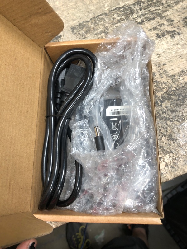 Photo 1 of 45W 65W Laptop Charger for Dell Inspiron 11-3000 13-5000 14-3000 14-5000 15-3000 15-5000 15-7000 Seriers 3147 5558 5755 5555 7348 7472 Power AC Adapter Supply Cord 19.5V 2.31A 3.34A LA65NS2-01