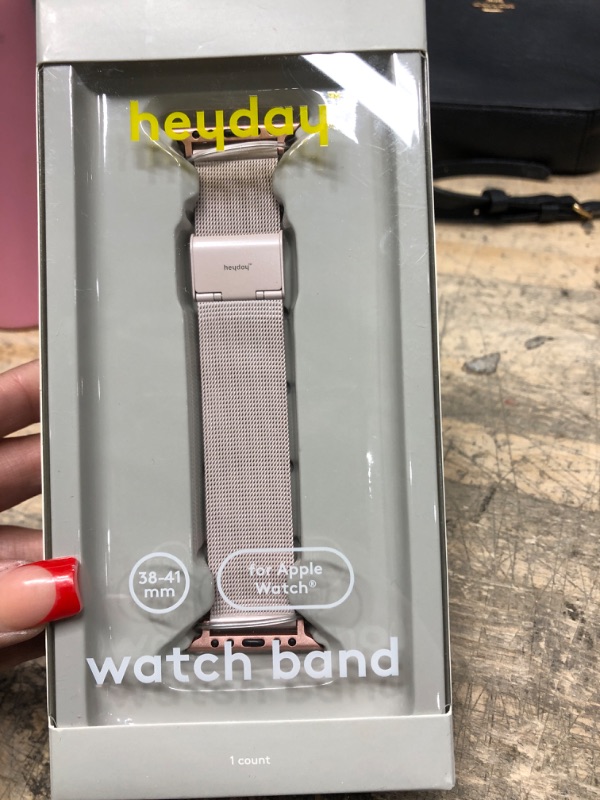 Photo 2 of heyday Apple Watch Metal Mesh - Ballet Pink 38mm-40mm