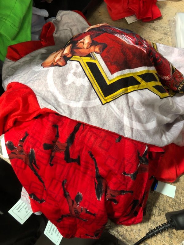 Photo 2 of Boys' Arvel Shang Chi 2pc Short Sleeve Top and Shorts Pajaa Set -
SIZE L