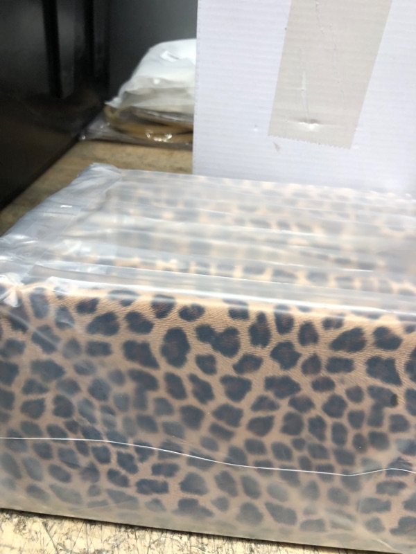 Photo 2 of 10 Pack Server Books for Waitress 4.3 x 8.3 Inch Leopard Check Presenters for Restaurants Waiter Serving Books Guest Check Book with 3 Pockets for Restaurant Cafe Bar Eatery Fit Server Apron(Leopard)