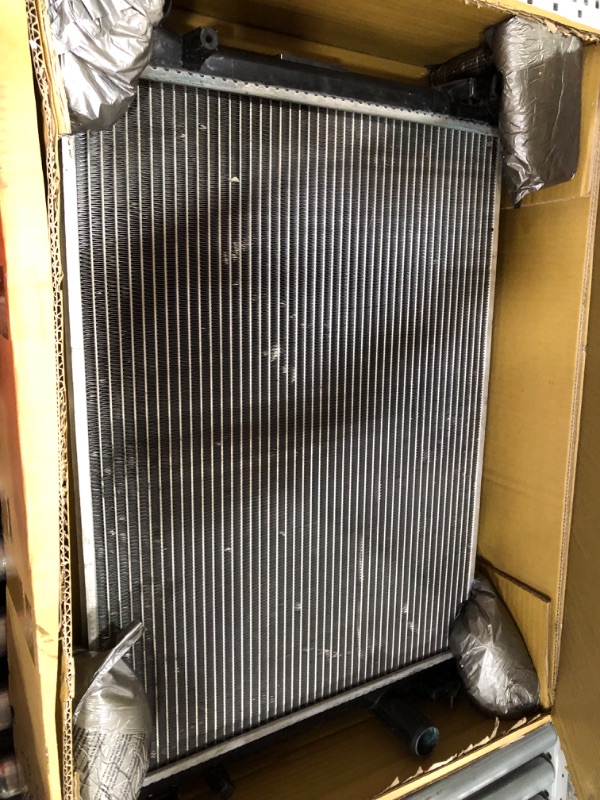 Photo 2 of AUTOSAVER88 Radiator Compatible with 2009-2021 Chrysler 300 Dodge Charger Challenger 2.7L 3.5L 3.6L 5.7L 6.1L 6.4L