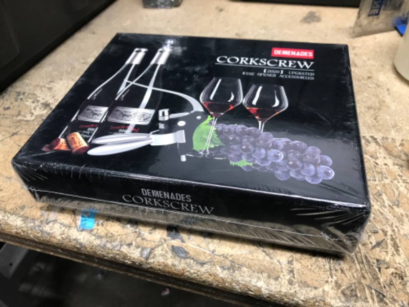 Photo 2 of (*SEALED NEVER OPEN *)Wine Bottle Opener Corkscrew Set-[2020 Upgraded] Holleringlan Wine Opener Kit With Foil Cutter,Wine Stopper And Extra Spiral