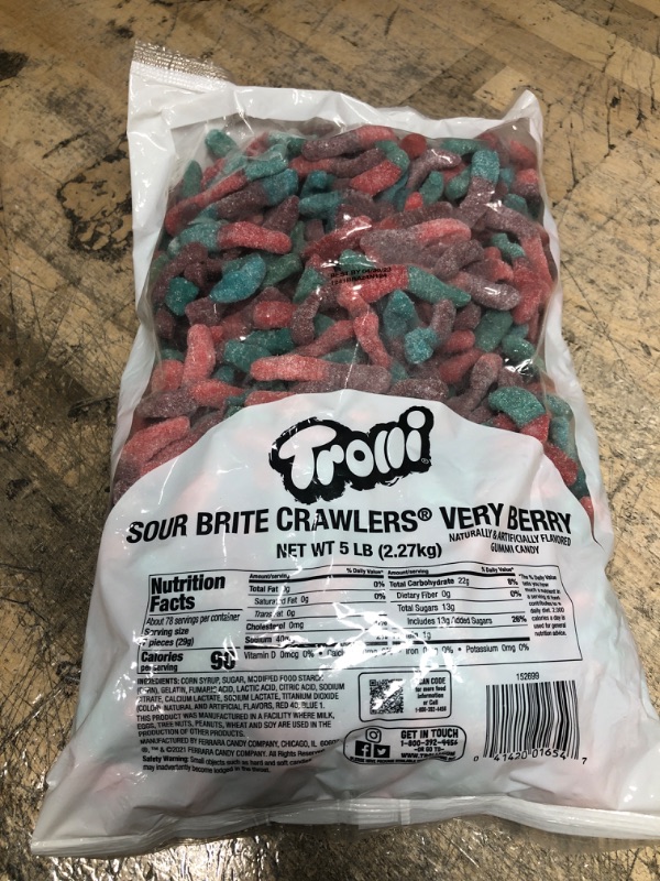 Photo 2 of *Best Before April 30/23* Trolli Sour Brite Crawlers Very Berry Gummy Worms, 5 Pound Bulk Candy Bag Very Berry 5 Pound (Pack of 1)