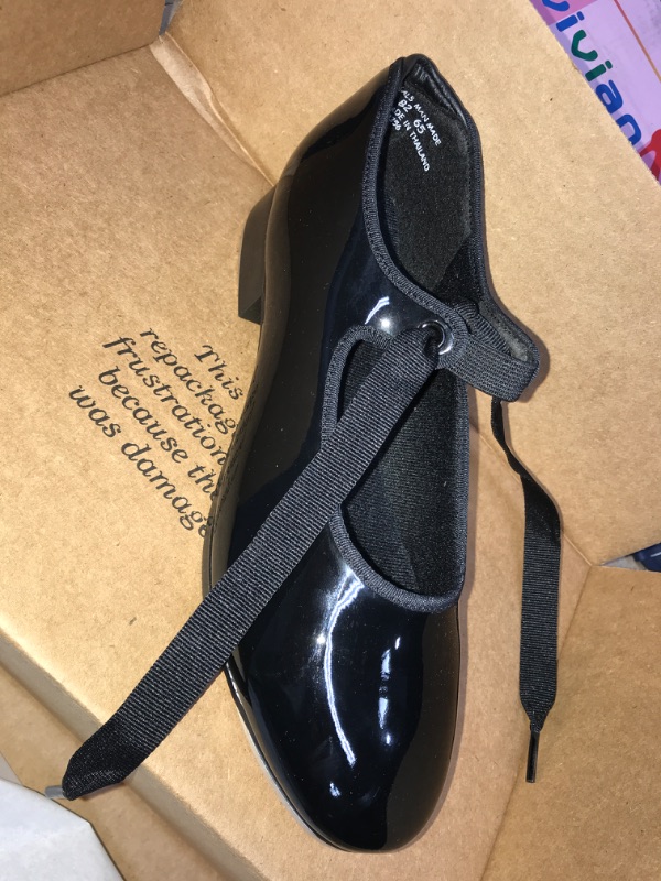 Photo 3 of CAPEZIO Shuffle Tap Shoe it might be for child 