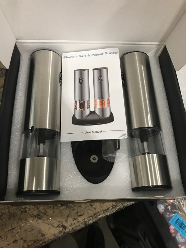 Photo 2 of ***DOES NOT CHARGE*** FRAPOW USB Rechargeable Electric Salt and Pepper Grinder Set with Adjustable Coarseness Automatic Salt Pepper Grinder with LED Light, Refillable Salt Grinder with Cleaning Brush Stainless Steel
