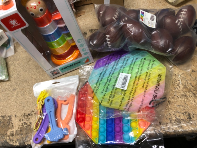 Photo 6 of  5 piece assorted toy bundle