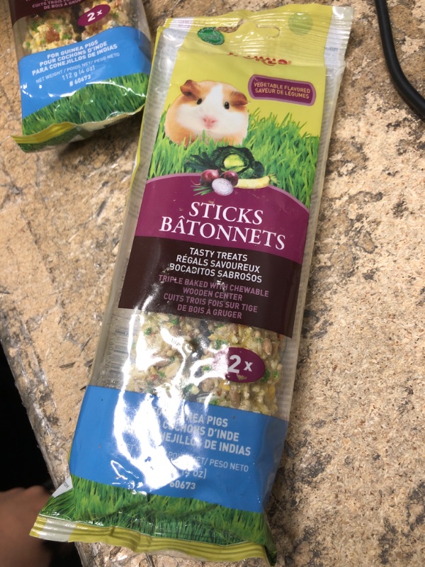 Photo 2 of (PACK OF 2) Hagen 3 Flavor Bundle of Living World Guinea Pig Treat Sticks, 2 Sticks Each, Supports Dental Healt
BEST BY: 05.MAY.2023