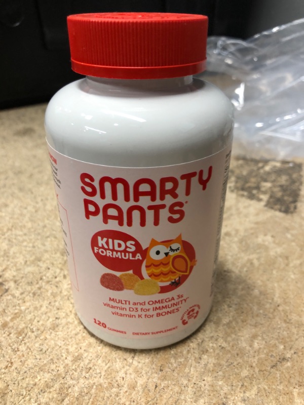 Photo 1 of SmartyPants Kids Formula Daily Gummy Multivitamin: Vitamin C, D3, and Zinc for Immunity, Gluten Free, Omega 3 Fish Oil (DHA/EPA), Vitamin B6, B12, 120 Count (30 Day Supply) Kids Formula - Original exp 01/22/2023