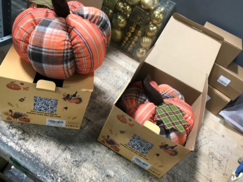 Photo 3 of ( Bundle 3 items total ) DomeStar Artificial Pumpkin Decoration?10 Inches Large Fake Pumpkin Fabric Plaid Stuffed Pumpkin Buffalo Check Pumpkin Fall Centerpieces for Table Farmhouse Fall Harvest Wedding Halloween Thanksgiving Color 2  /// LAWOHO 58 ct Chr