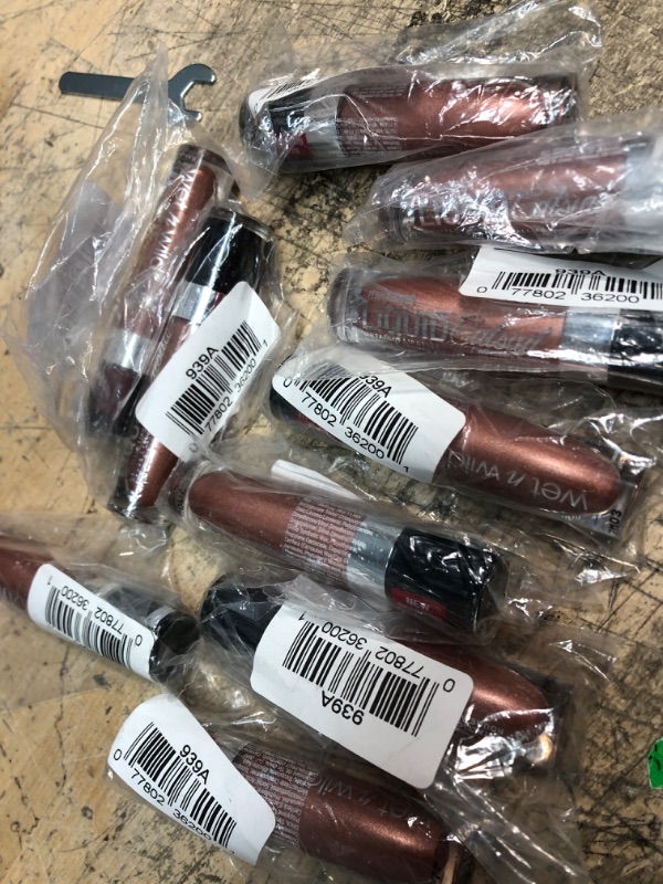 Photo 1 of 10 wet n wild Megalast Liquid Catsuit Metallic Lipstick, Ride on my Copper, 0.21 Ounce, 939A 
