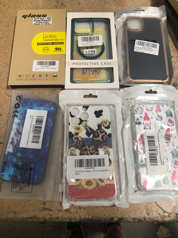 Photo 1 of MISCELLANEOUS BUNDLE OF ASSORTED 12 PHONE CASES