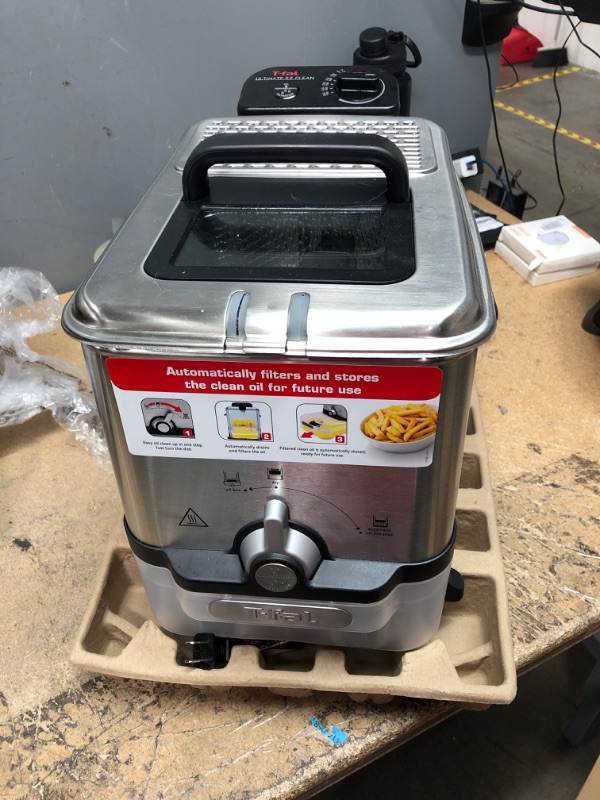 Photo 2 of ***TESTED/ POWERS ON***T-fal Deep Fryer with Basket, Stainless Steel, Easy to Clean Deep Fryer, Oil Filtration, 2.6-Pound, Silver, Model FR8000 Clean oil filtration system