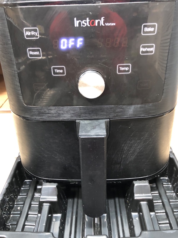 Photo 2 of ***TESTED/ POWERS ON***Instant Vortex 5.7 Quart Air Fryer, Customizable Smart Cooking Programs, Digital Touchscreen, Grill Plate and Skewer Set, Black