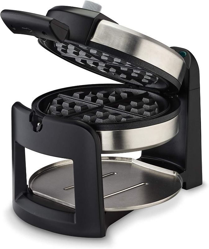 Photo 1 of 
Cuisinart WAF-F30 Round Flip Belgian Waffle Maker, Black/Silver, 1 inch thick
Style:Single
Color:New Black/Stainless