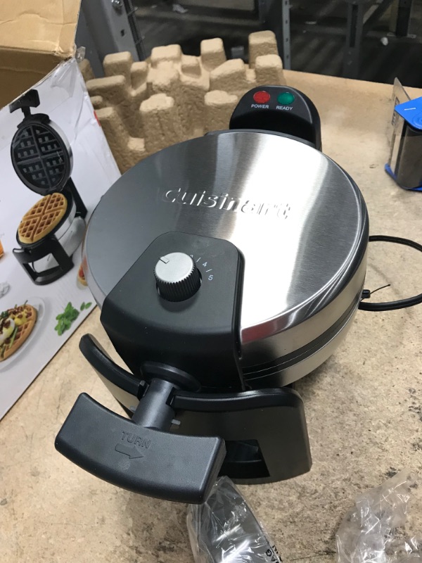 Photo 2 of 
Cuisinart WAF-F30 Round Flip Belgian Waffle Maker, Black/Silver, 1 inch thick
Style:Single
Color:New Black/Stainless