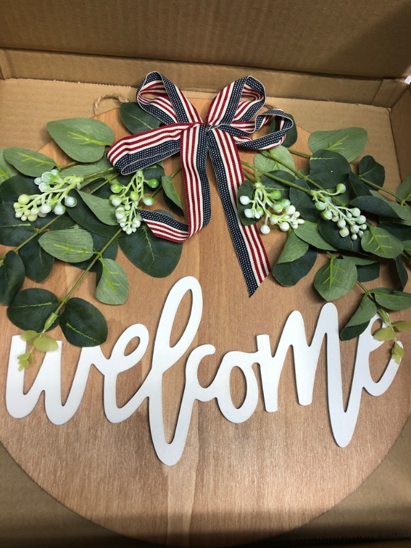 Photo 2 of 
XICHQMY Welcome Design Wooden Wreath Wall Decoration, Welcome Round Wooden Sign Hanging in Front of The Door, Seasonal Rural Home Wooden Decorations Hanging Outside