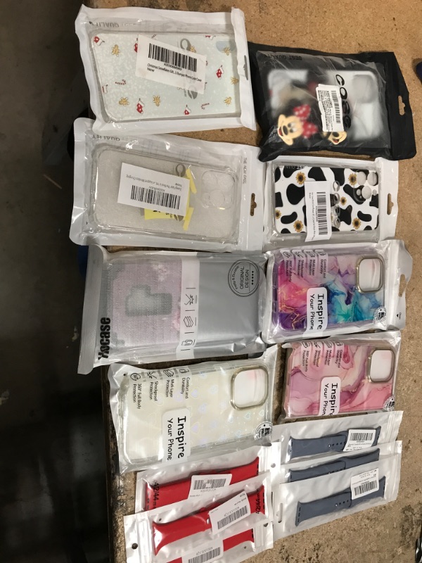 Photo 1 of MISCELLANEOUS BUNDLE OF ASSORTED PHONE CASES AND OTHER ELECTRICAL GOODS