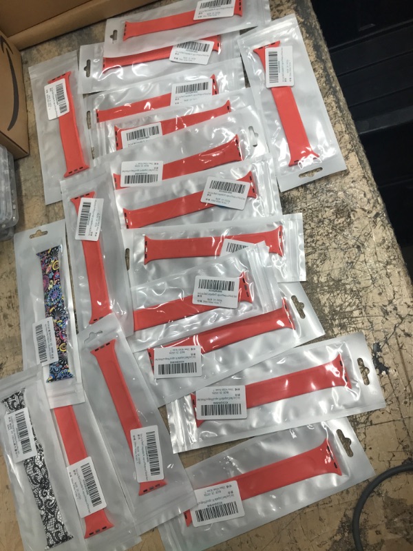 Photo 1 of Bundle of 18 watch bands