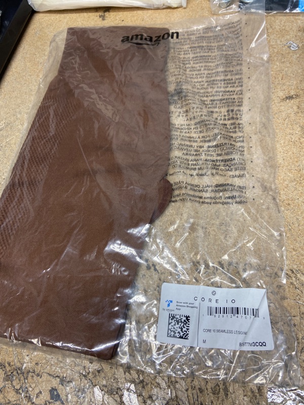 Photo 2 of Core 10 Women's Full Length Seamless Leggings medium Chocolate