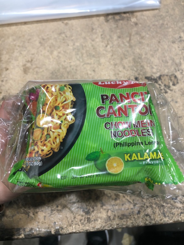 Photo 3 of *** EXP JUN 06 2023*** Pancit Canton Citrus Flavor (Kalamansi) Chow Mein - 6 x 2.12 oz by Lucky