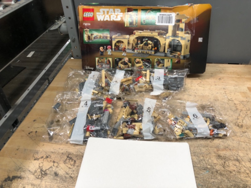 Photo 3 of *** NEW *** LEGO Star Wars Boba Fett's Throne Room 75326 Building Toy Set for Kids, Boys, and Girls Ages 9+ (732 Pieces) Frustration-Free Packaging