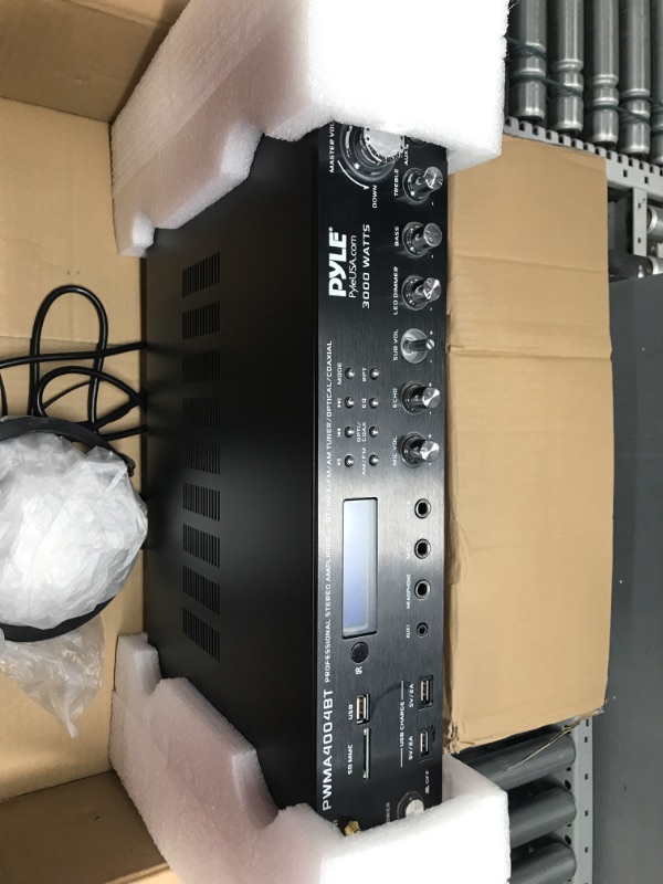 Photo 2 of Pyle Bluetooth Multi-Channel Hybrid Pre-Amplifier System - 3000W Home Audio Rack Mount Stereo Power Amplifier Receiver w/ Radio, USB, UHF, Dual Wireless Karaoke mic, Speaker Sound System -PWMA4004BT
