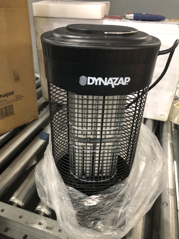 Photo 1 of DynaZap DZ30300SR 1.5 Acre Bug Zapper Insect Trap 1.5 Acre Trap