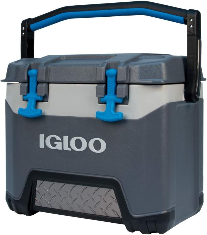 Photo 1 of **MINOR WEAR & TEAR**Igloo Heavy-Duty 25 Qt BMX Ice Chest Cooler with Cool Riser Technology
