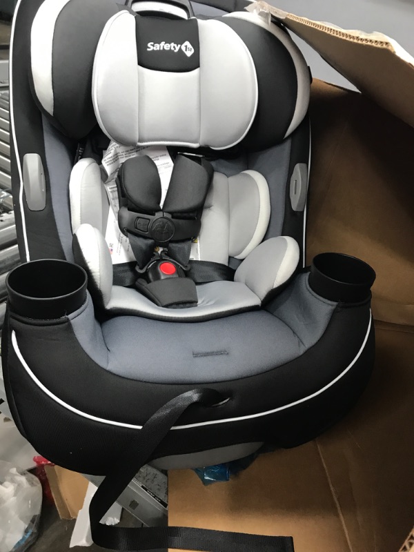 Photo 2 of 
Safety 1st Grow and Go All-in-One Convertible Car Seat,Rear-Facing 5-40 pounds, Forward-Facing 22-65 pounds, and Belt-Positioning Booster 40-100 pounds,..