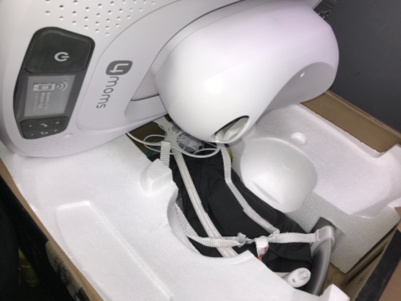 Photo 1 of 4moms mamaRoo 4 Multi-Motion Baby Swing + Safety Strap Fastener, Bluetooth Baby Swing with 5 Unique Motions, Nylon Fabric, Black