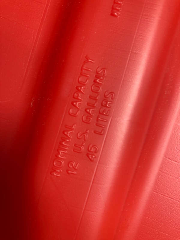 Photo 1 of Scepter 08669 Rectangular 12 Gallon Low Profile Marine Fuel Tank For Outboard Engine Boats, 24-1/2-Inches x 18-Inches x 11-1/2-Inches, Red 24-1/2" x 18" x 11-1/2" Red 12 Gallon