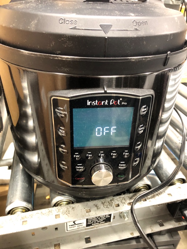Photo 1 of --USED**
Instant Pot 8-Qt. Pro Pressure Cooker