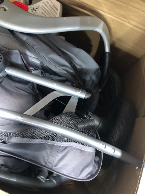 Photo 3 of ***PARTS ONLY NOT FUNCTIONAL***Graco® Tempo™ Travel System, 
