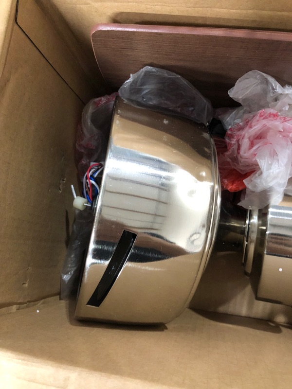 Photo 4 of used item
Honeywell 50616-01 Barcadero Ceiling Fan 44" Compact Contemporary, Integrated LED Light, Chocolate Maple Blades, Brushed Nickel Brushed Nickel 44 Brushed Nickel