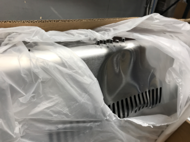 Photo 4 of **DAMAGE**COSMO COS-5MU30 30 in. Under Cabinet Range Hood Ductless Convertible Duct, Slim Kitchen Stove Vent with, 3 Speed Exhaust Fan, Reusable Filter and LED Lights in Stainless Steel, 30 inch