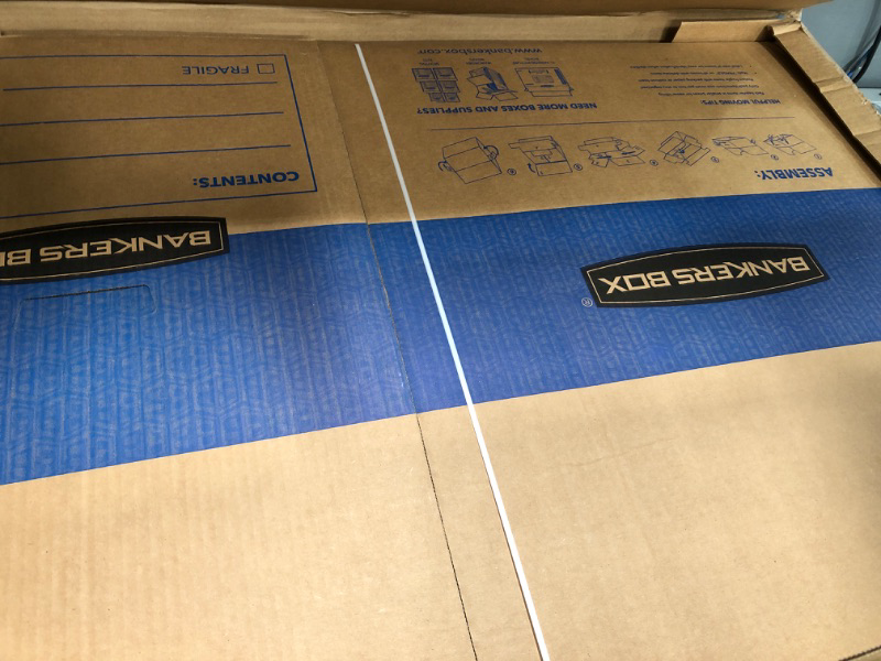 Photo 2 of Bankers Box® SmoothMove 24" x 18" x 18" Moving Box, Blue/Kraft, 6/Bundle (0062901)