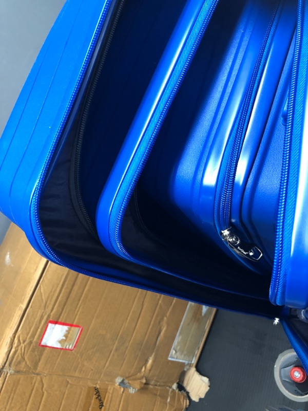 Photo 3 of 
Rockland Prague Hardside Luggage with Spinner Wheels, Blue, 3-Piece Set (20/24/28)
Size:3-Piece Set (20/24/28)
Color:BLUE