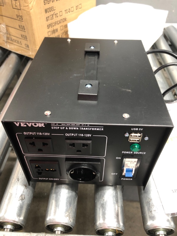 Photo 2 of VEVOR Voltage Converter Transformer,2000W Heavy Duty Step Up/Down Transformer Converter(240V to 110V, 110V to 240V),2 US&1 UK&1 Universal Outlet with Circuit Break Protection,5V USB Port,CE Certified