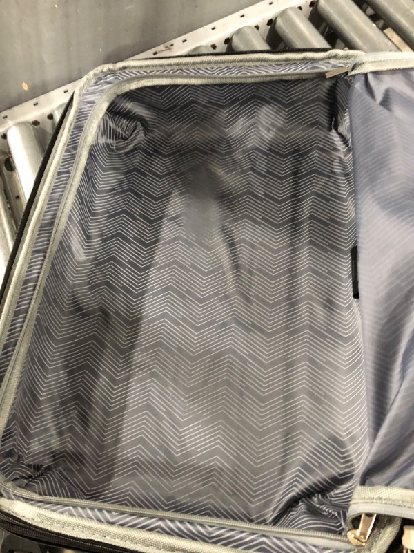 Photo 6 of *** used in good condition *** Travelers Club Chicago Hardside Expandable Spinner Luggage, Black, 
