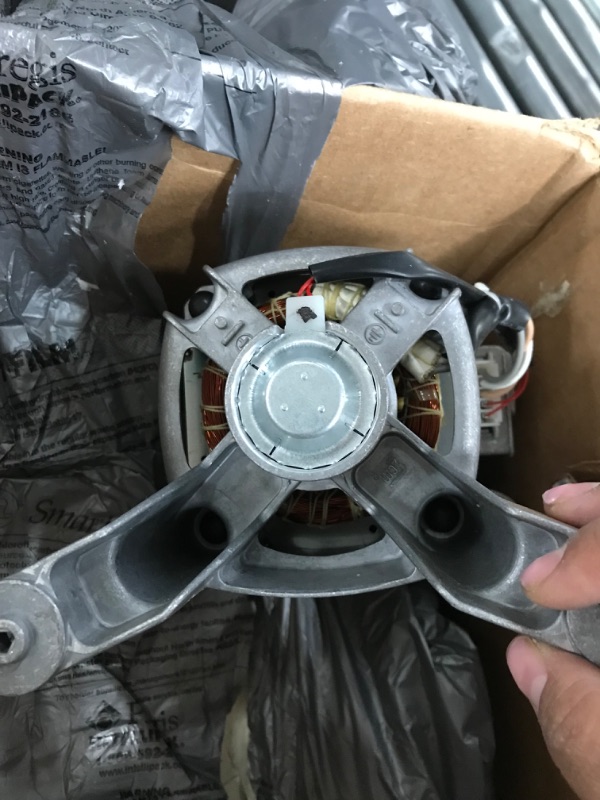 Photo 1 of Electrolux 137043000 Drive Motor
