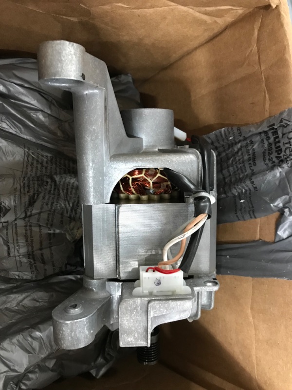 Photo 1 of Electrolux 137043000 Drive Motor
